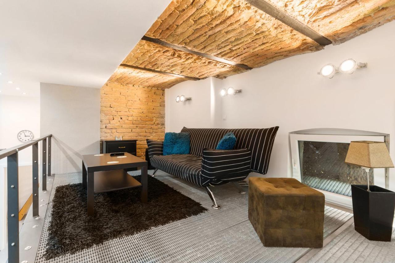 Z38 Downtown Loft Budapeste Exterior foto