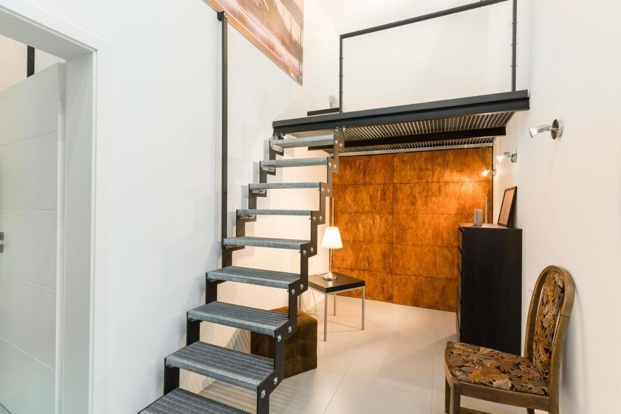 Z38 Downtown Loft Budapeste Exterior foto