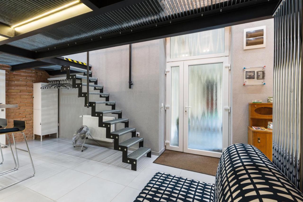 Z38 Downtown Loft Budapeste Exterior foto